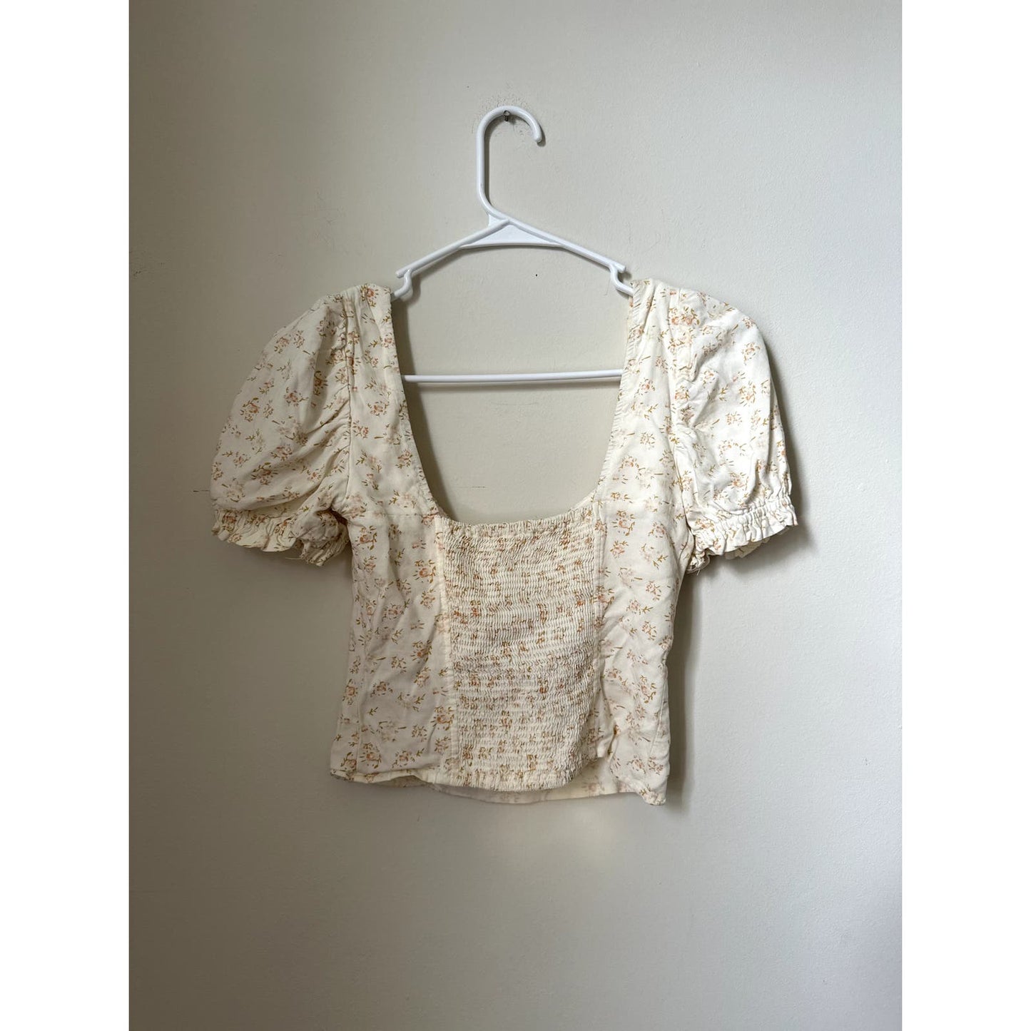 Urban Outfitters Dainty Floral Top, Size Small