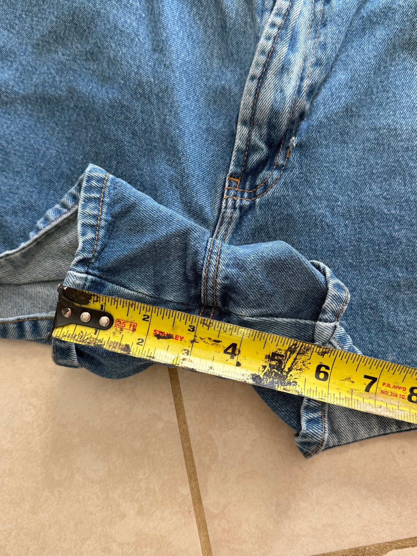 Vintage 90’s/00’s Gap Medium Wash Denim Shorts