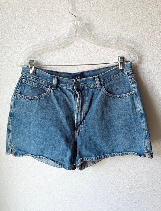 Vintage 90’s/00’s Gap Medium Wash Denim Shorts