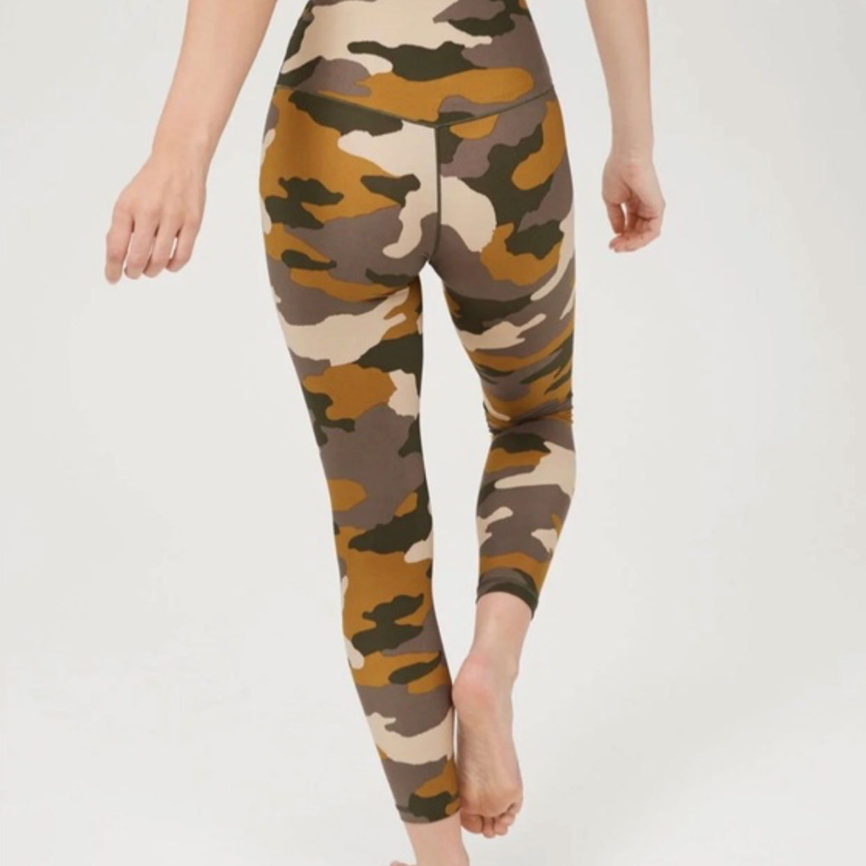 Aerie Offline Real Me 3/4 Crop Camo Leggings , Size Small
