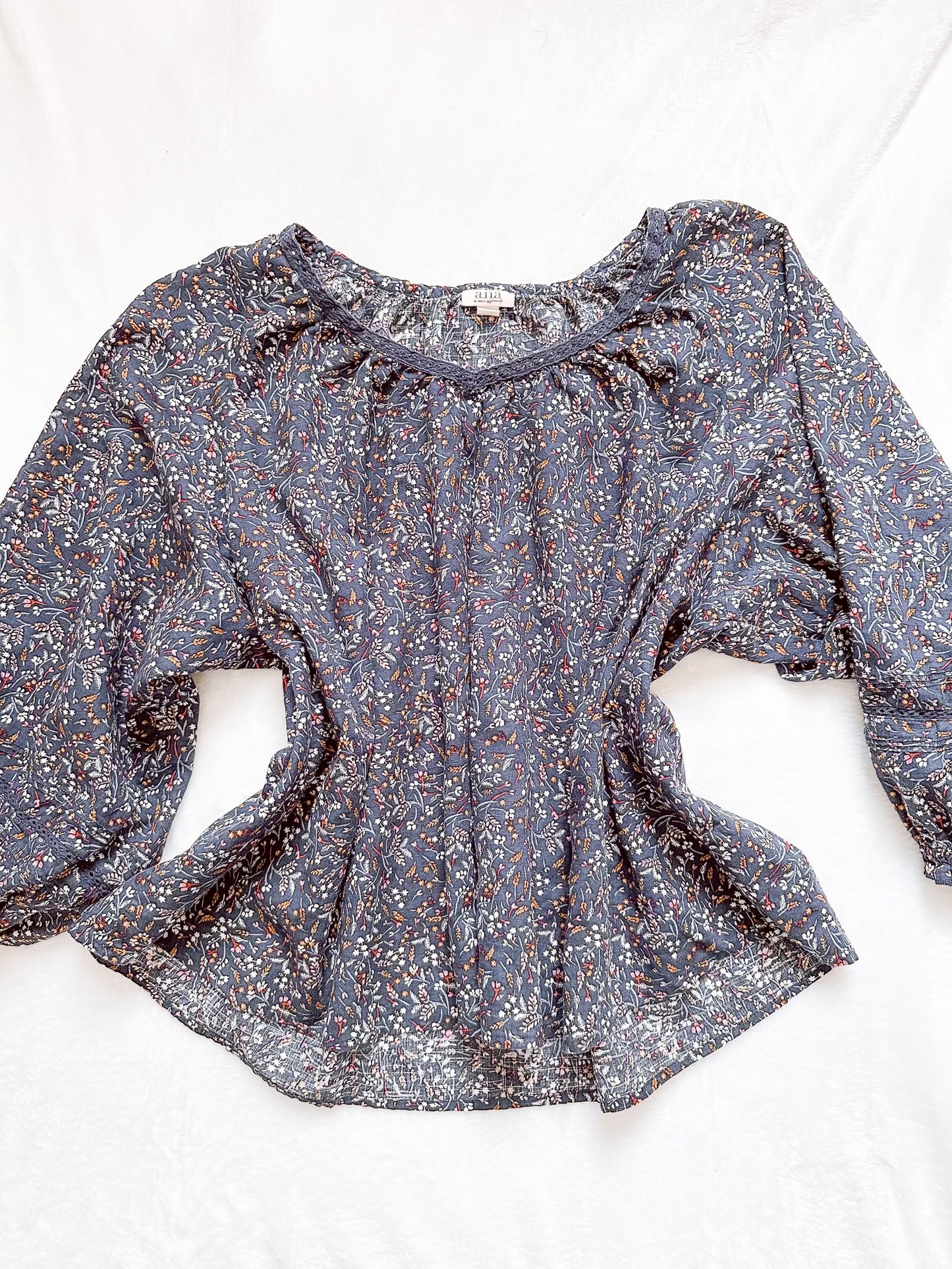 Ana Floral Blouse - Better World Thrift