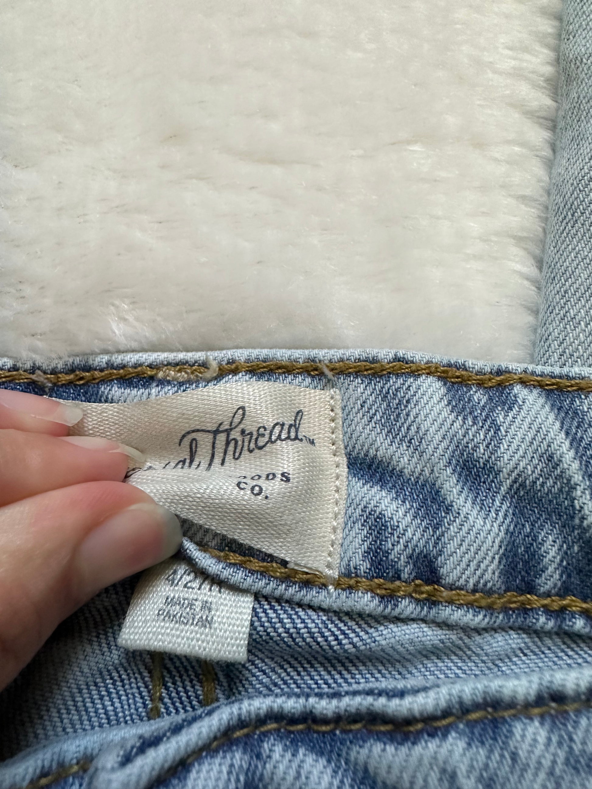 Universal Threads Jeans - Better World Thrift